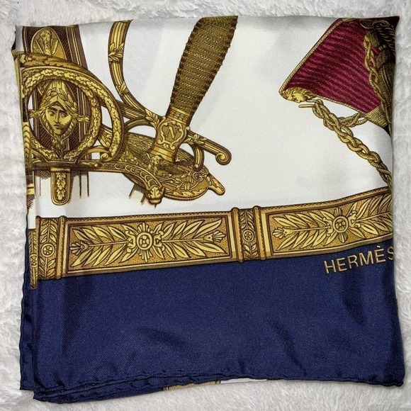 HERMÈS “Grand Uniforme” 100% Silk Scarf - Picture 3 of 10